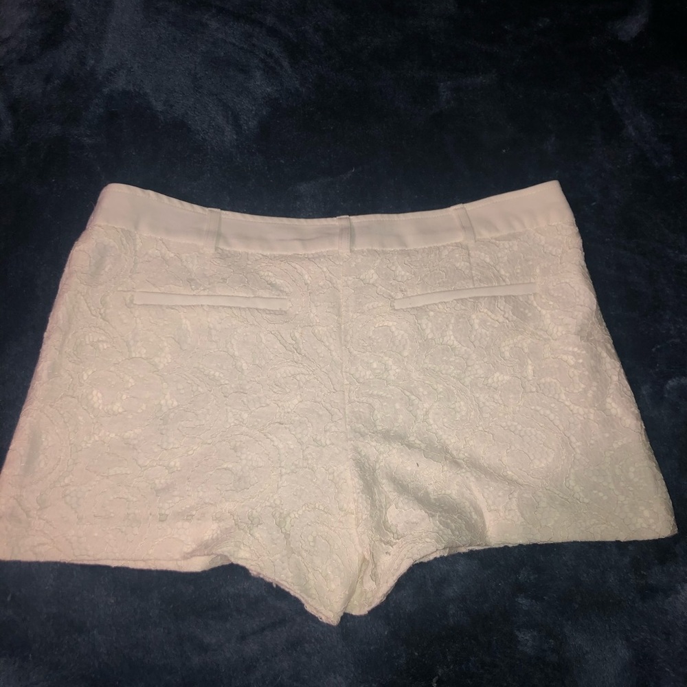Shorts - Picture 2 of 3